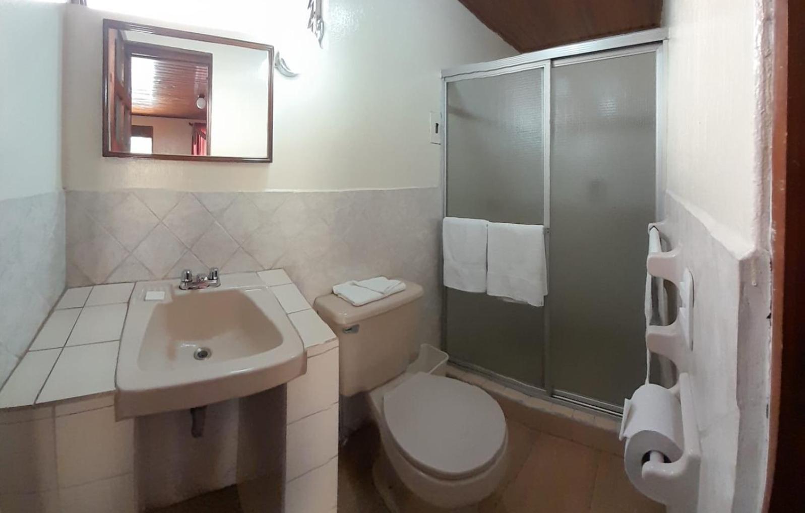 Hotel Y Restaurante Villa Esmeralda Κετσαλτενάνγκο Εξωτερικό φωτογραφία