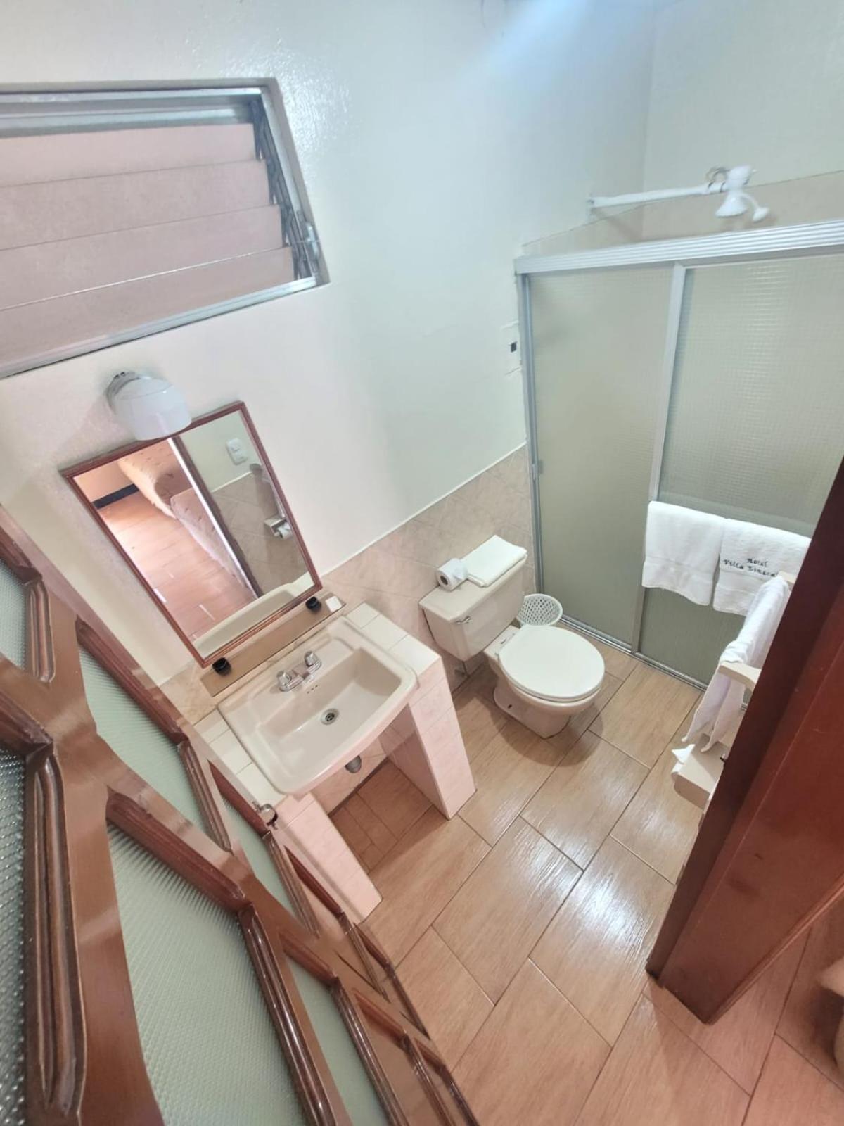 Hotel Y Restaurante Villa Esmeralda Κετσαλτενάνγκο Εξωτερικό φωτογραφία